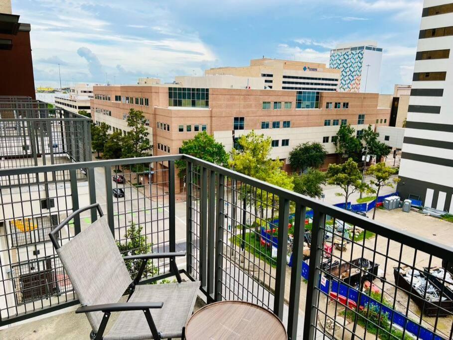 Apto 1 Bed - Kitchen - Free Parking Apartment Houston Luaran gambar