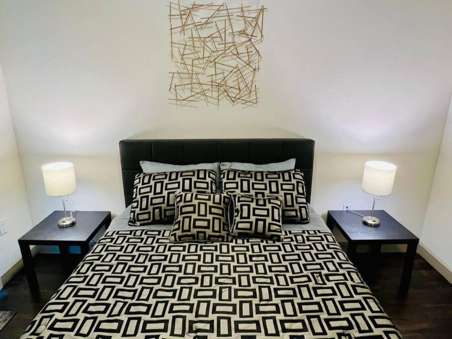 Apto 1 Bed - Kitchen - Free Parking Apartment Houston Luaran gambar