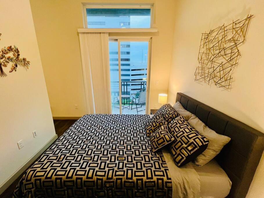 Apto 1 Bed - Kitchen - Free Parking Apartment Houston Luaran gambar