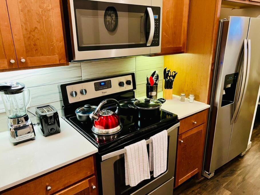 Apto 1 Bed - Kitchen - Free Parking Apartment Houston Luaran gambar