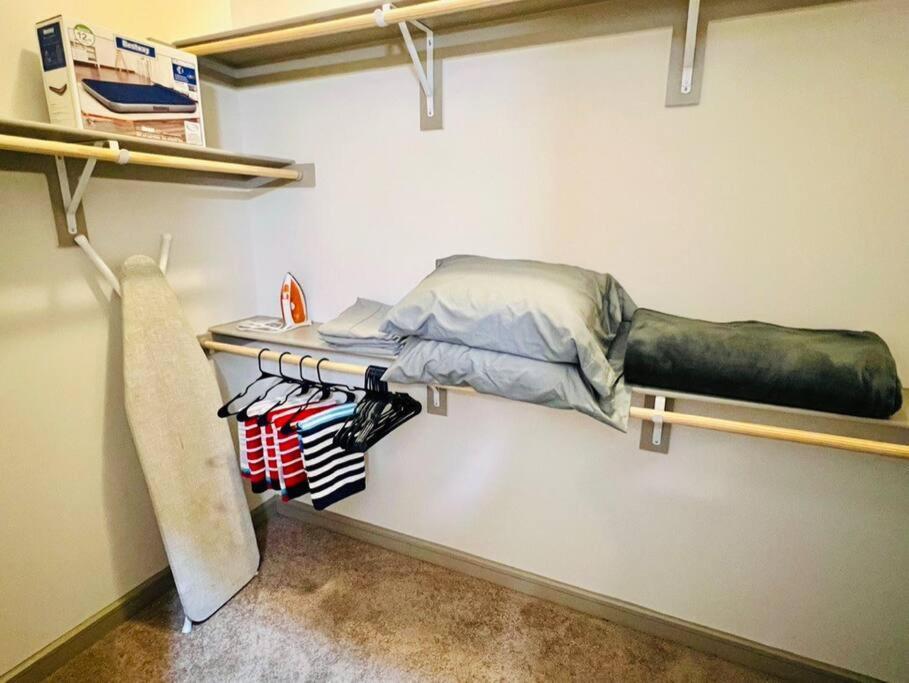 Apto 1 Bed - Kitchen - Free Parking Apartment Houston Luaran gambar