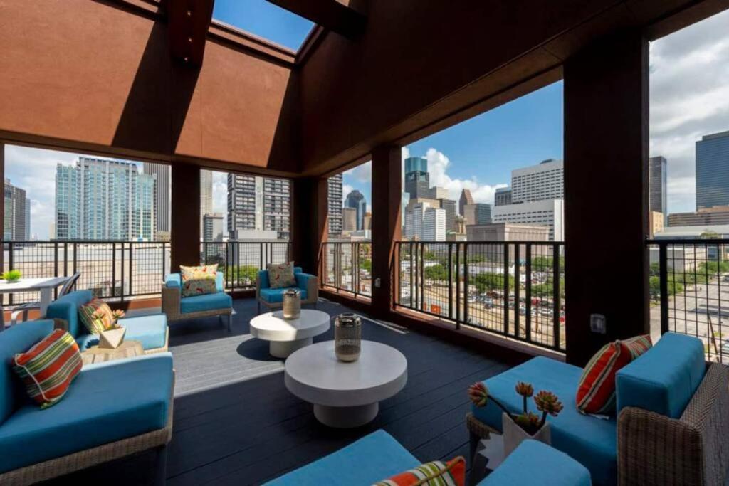 Apto 1 Bed - Kitchen - Free Parking Apartment Houston Luaran gambar